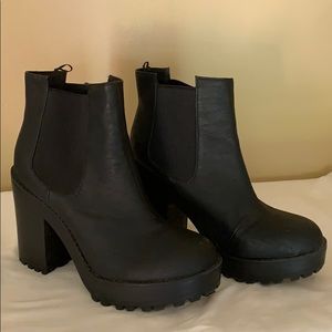 h&m chunky heeled boots